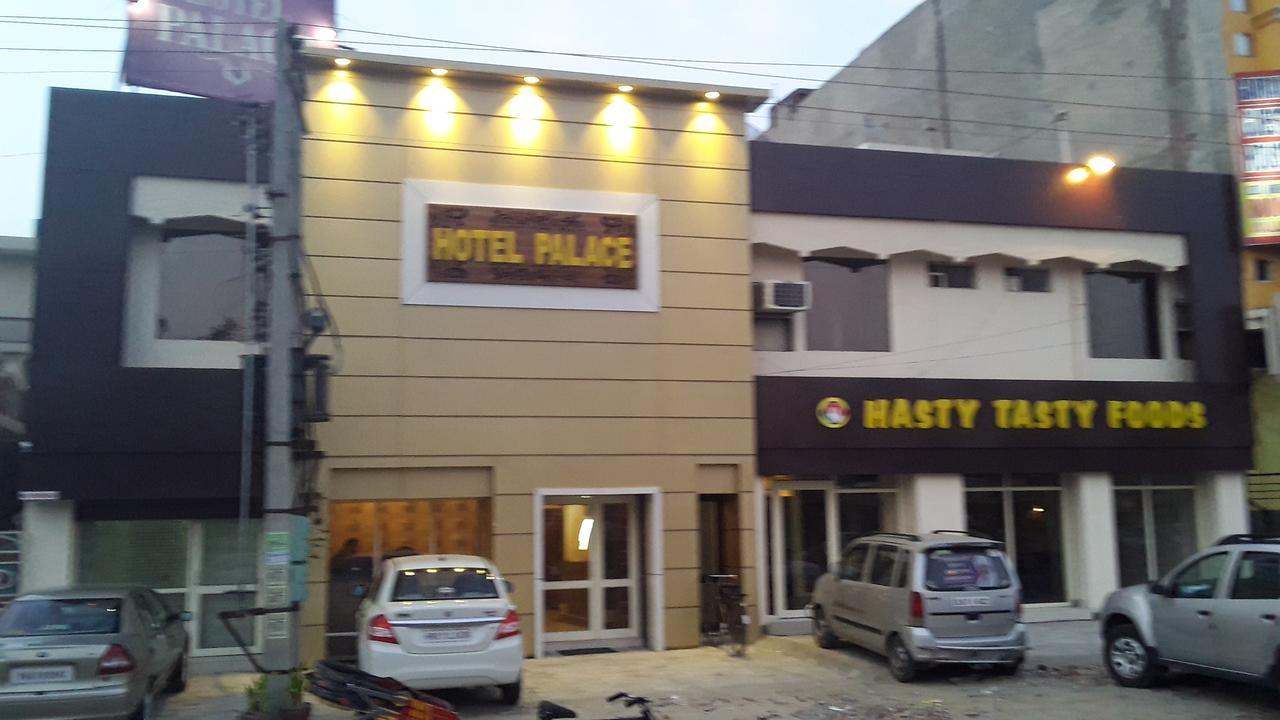 Hotel Palace Hoshiarpur 외부 사진