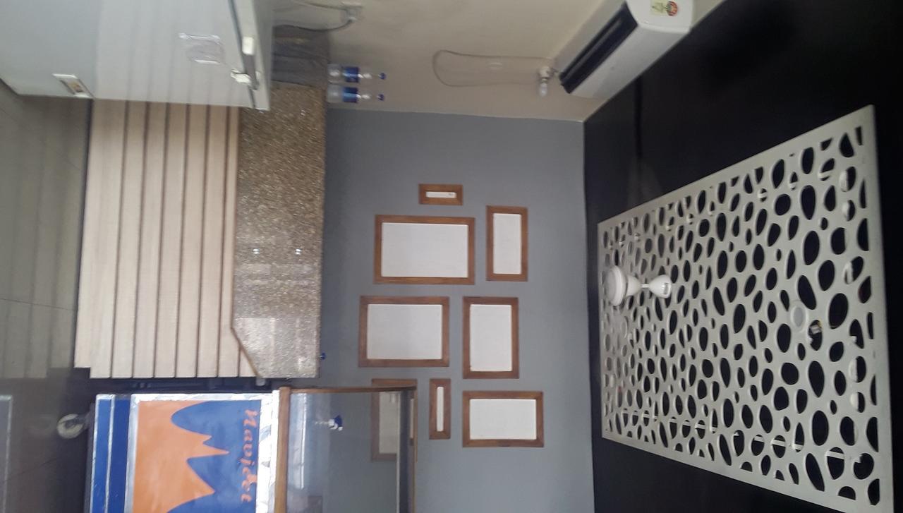 Hotel Palace Hoshiarpur 외부 사진