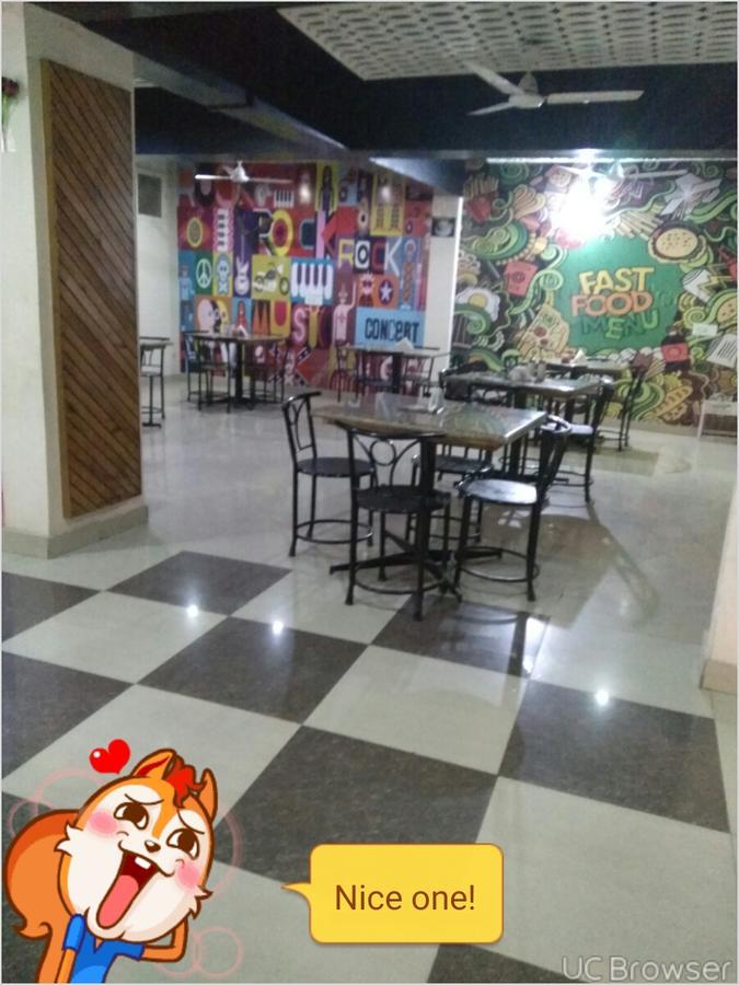 Hotel Palace Hoshiarpur 외부 사진